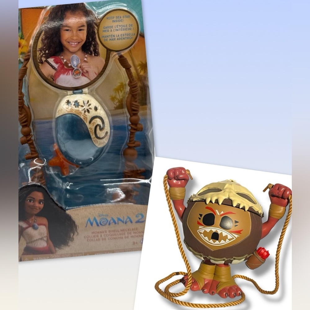 2pieces
1. NWT NIP MOANA 2 light up necklace & 1. NWT NIP Kakamora Coconut.